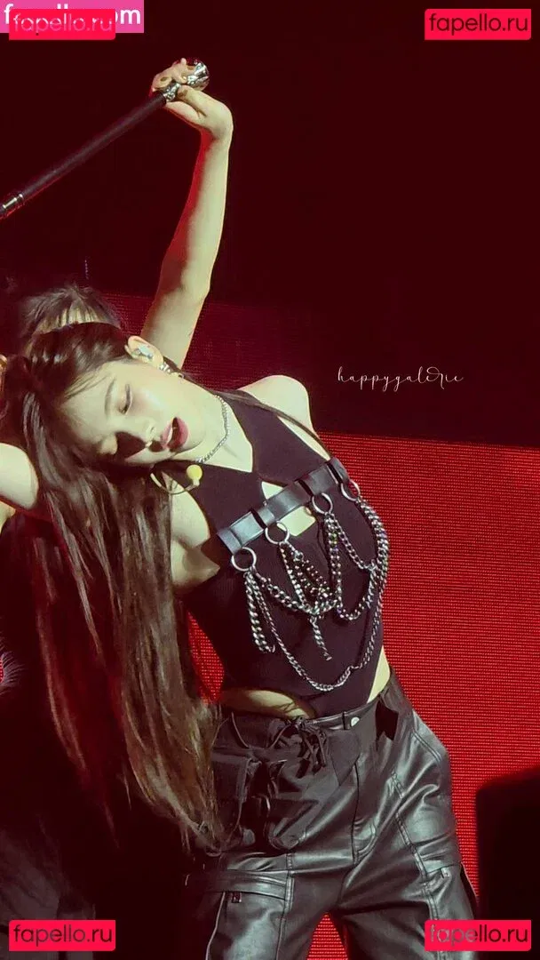 katarinabluu Onlyfans Photo Gallery 