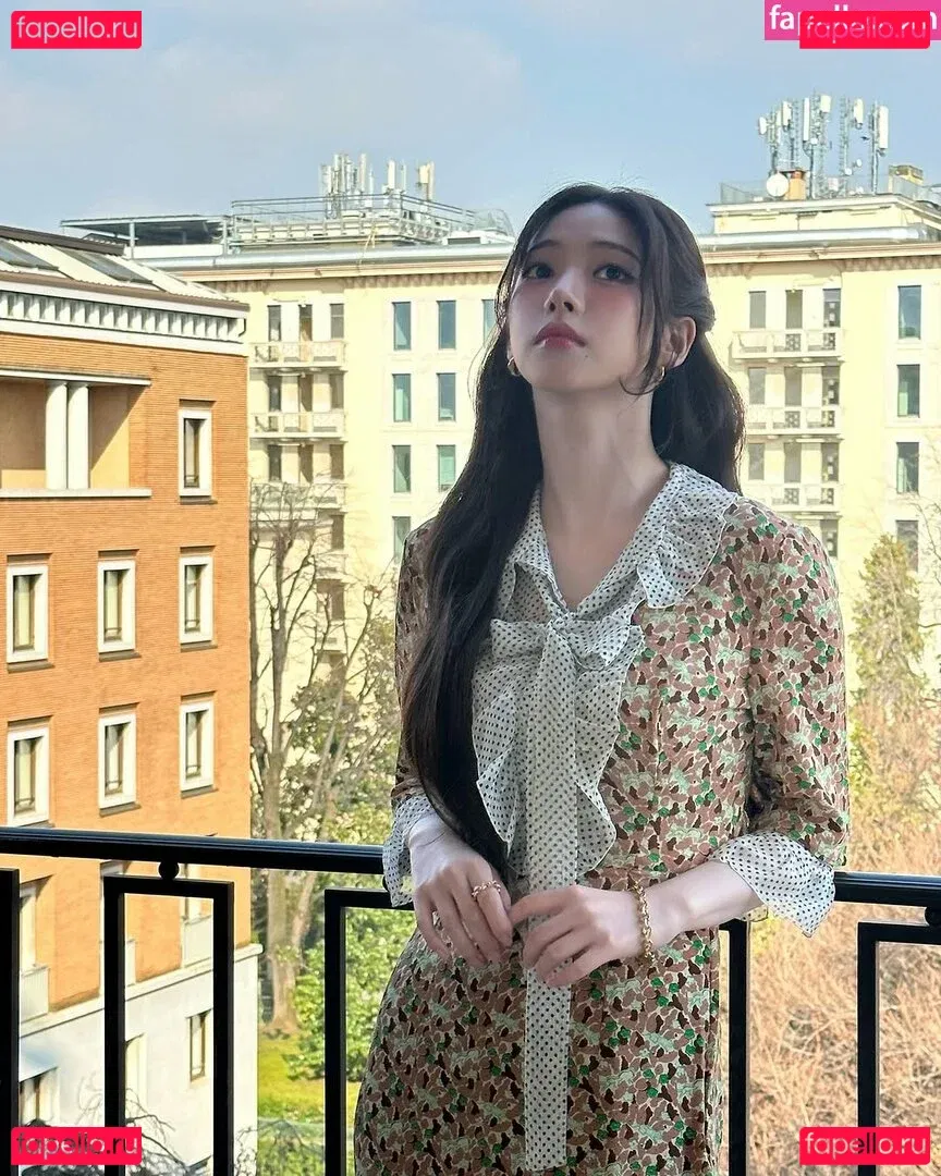 katarinabluu Onlyfans Photo Gallery 