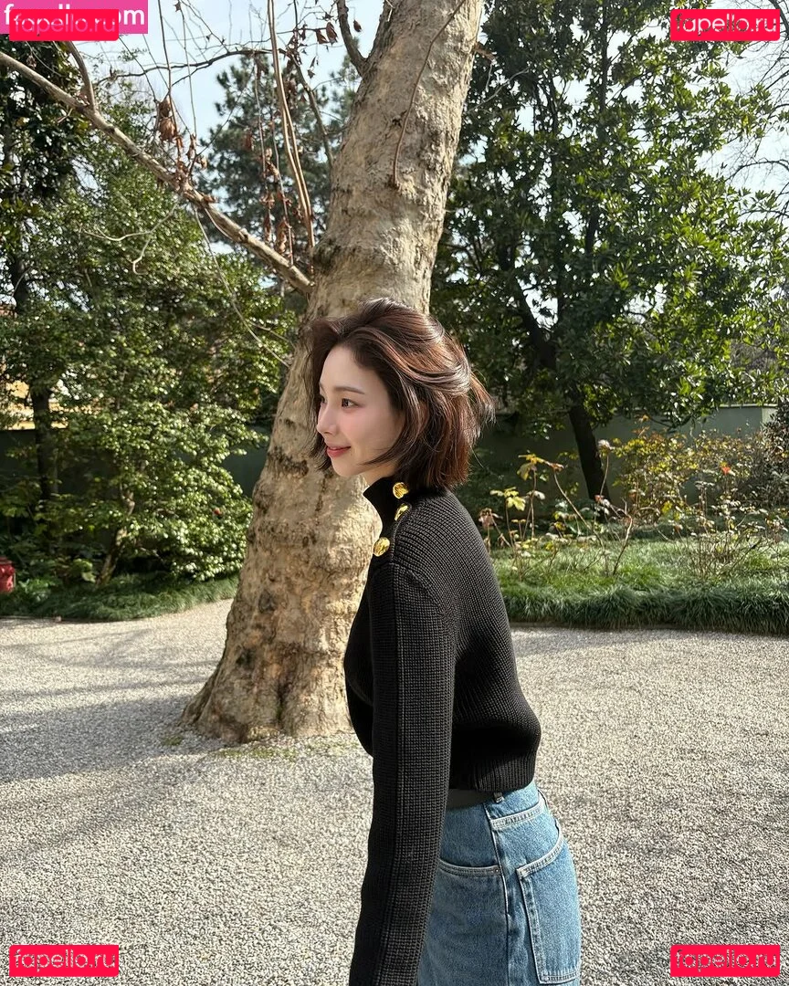 katarinabluu Onlyfans Photo Gallery 