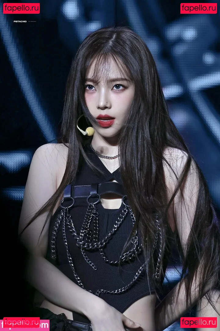 katarinabluu Onlyfans Photo Gallery 