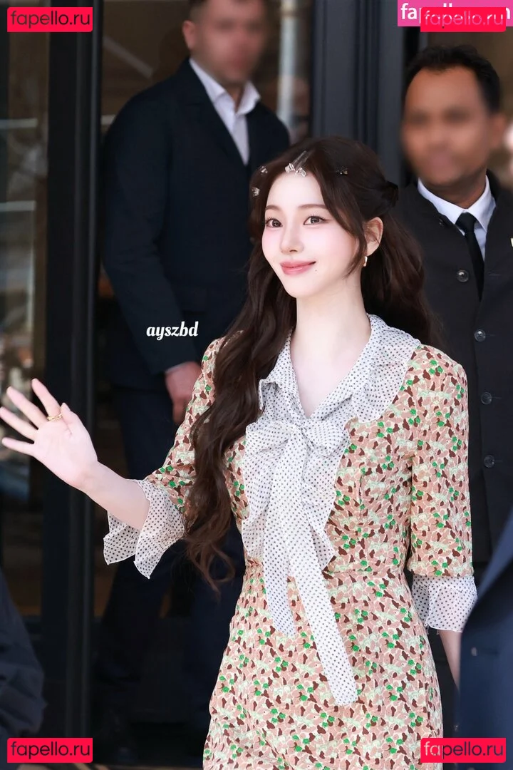 katarinabluu Onlyfans Photo Gallery 