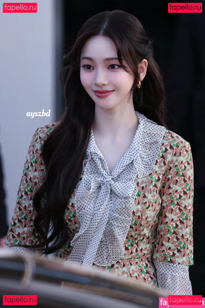 katarinabluu Onlyfans Photo Gallery 