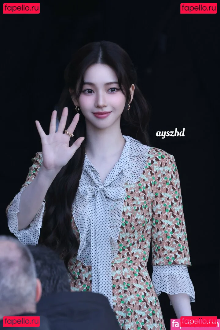 katarinabluu Onlyfans Photo Gallery 