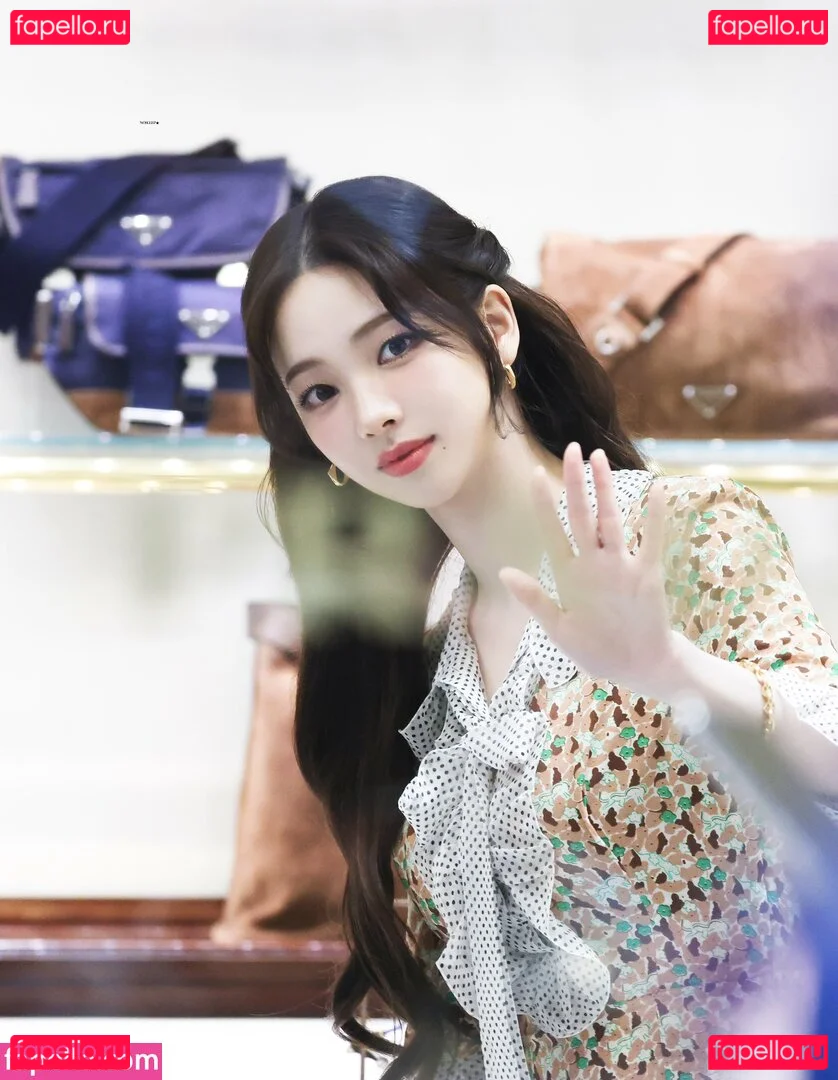 katarinabluu Onlyfans Photo Gallery 