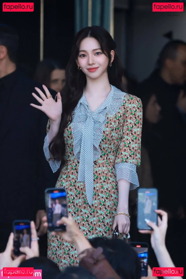 katarinabluu Onlyfans Photo Gallery 