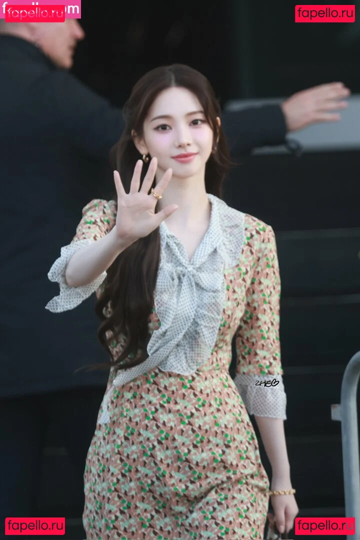 katarinabluu Onlyfans Photo Gallery 