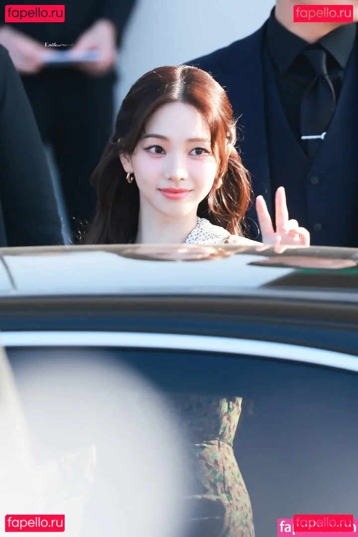 katarinabluu Onlyfans Photo Gallery 