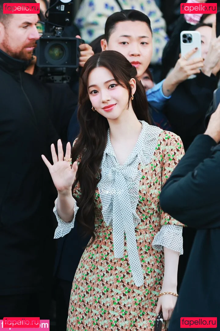 katarinabluu Onlyfans Photo Gallery 