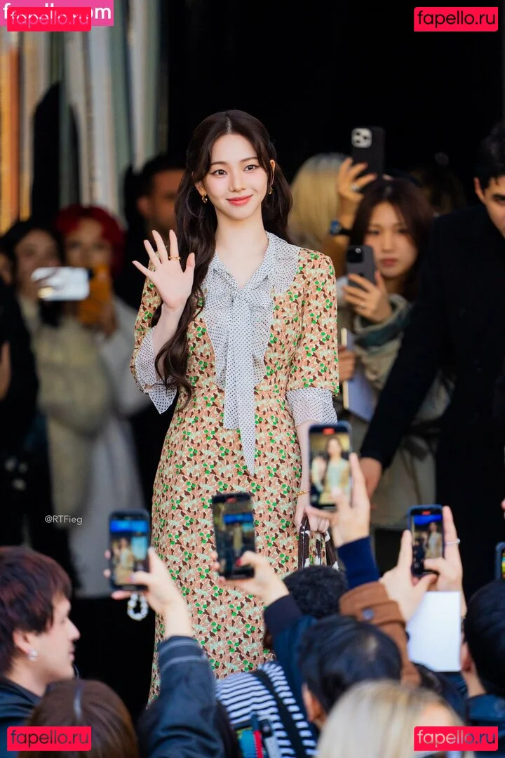 katarinabluu Onlyfans Photo Gallery 