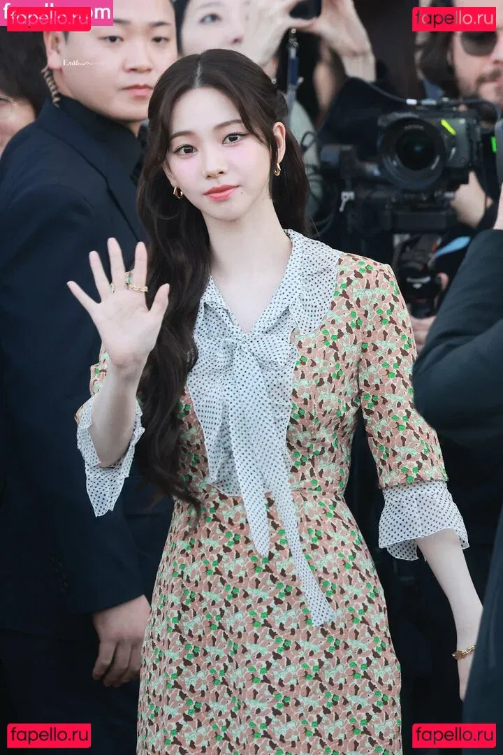 katarinabluu Onlyfans Photo Gallery 