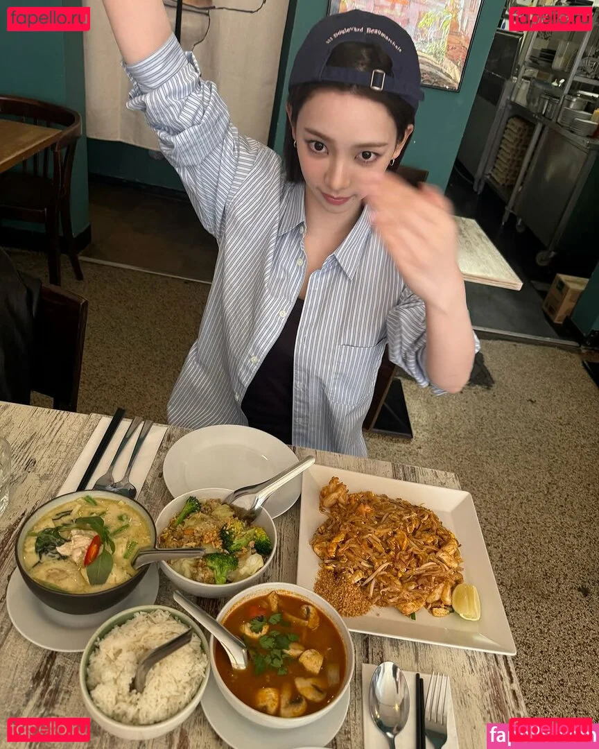 katarinabluu Onlyfans Photo Gallery 