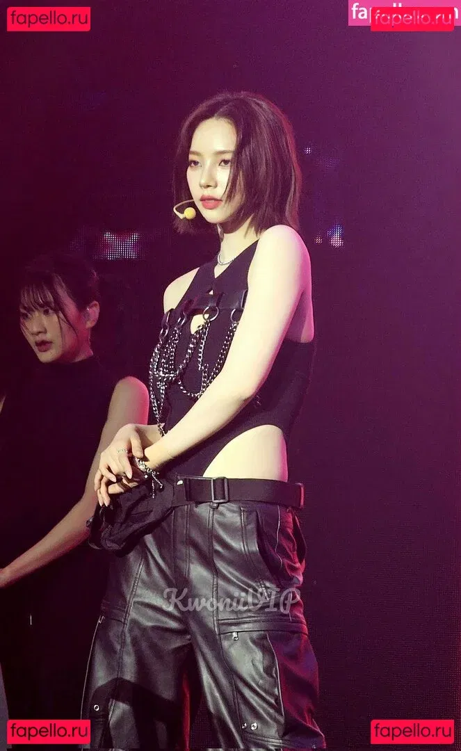 katarinabluu Onlyfans Photo Gallery 