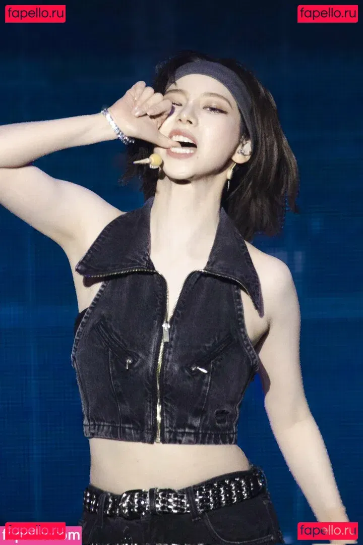 katarinabluu Onlyfans Photo Gallery 