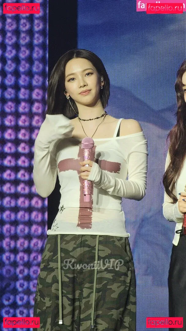 katarinabluu Onlyfans Photo Gallery 