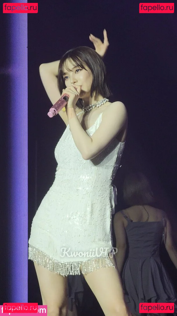 katarinabluu Onlyfans Photo Gallery 