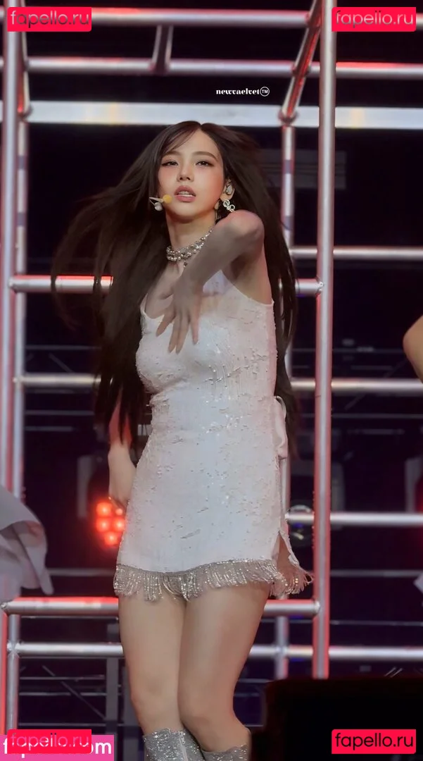 katarinabluu Onlyfans Photo Gallery 