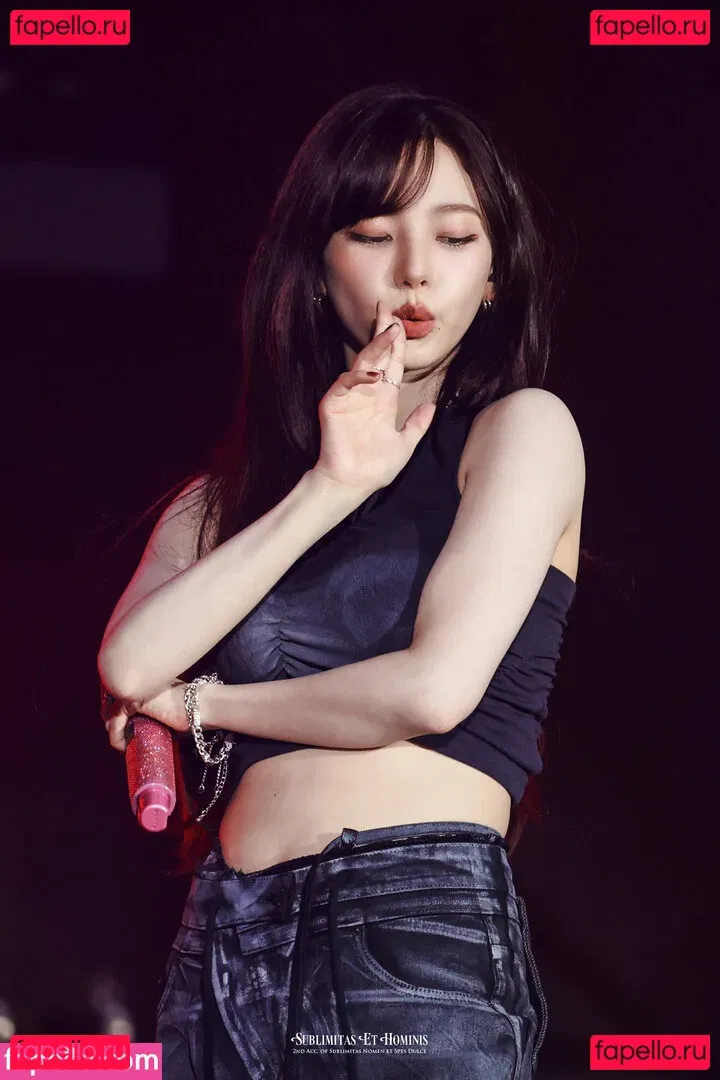 katarinabluu Onlyfans Photo Gallery 