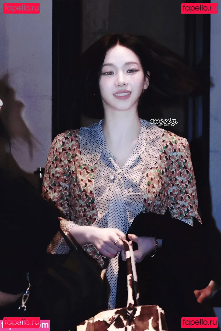 katarinabluu Onlyfans Photo Gallery 