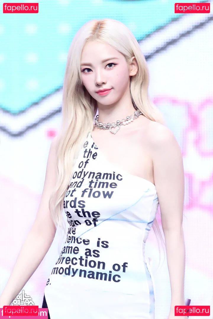 katarinabluu Onlyfans Photo Gallery 