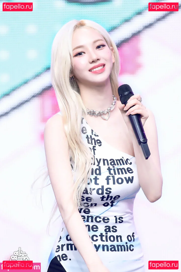 katarinabluu Onlyfans Photo Gallery 