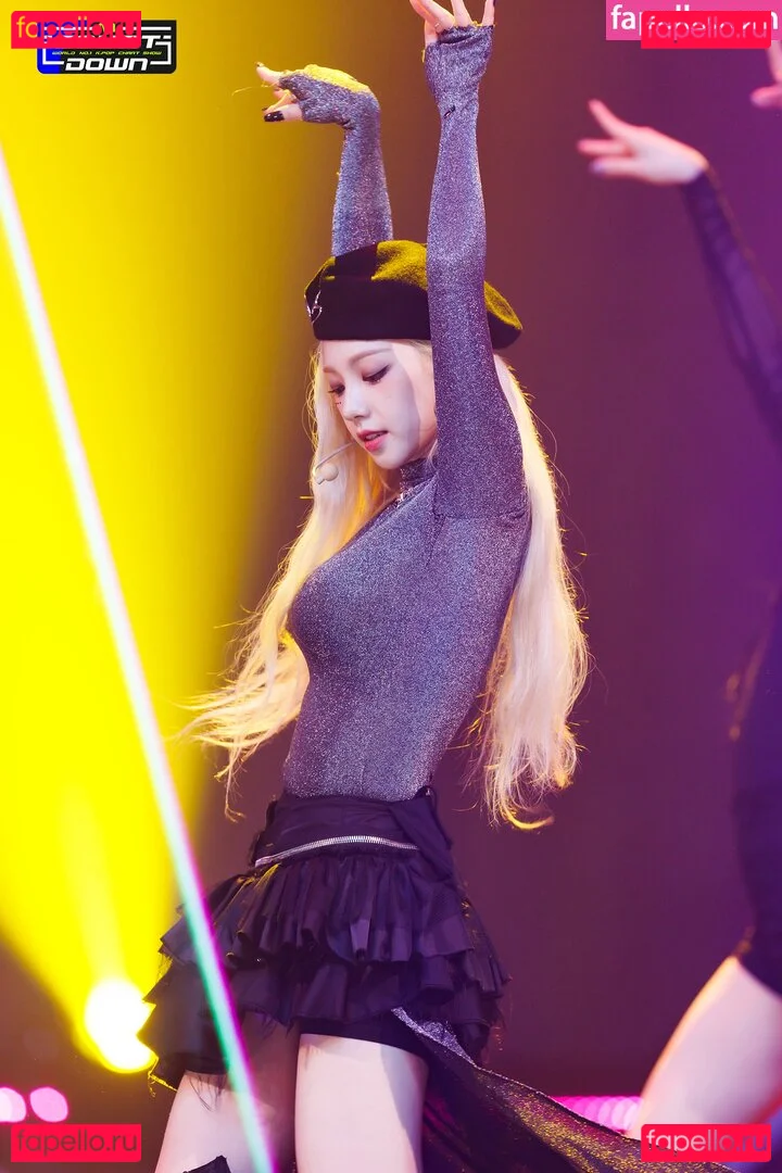 katarinabluu Onlyfans Photo Gallery 