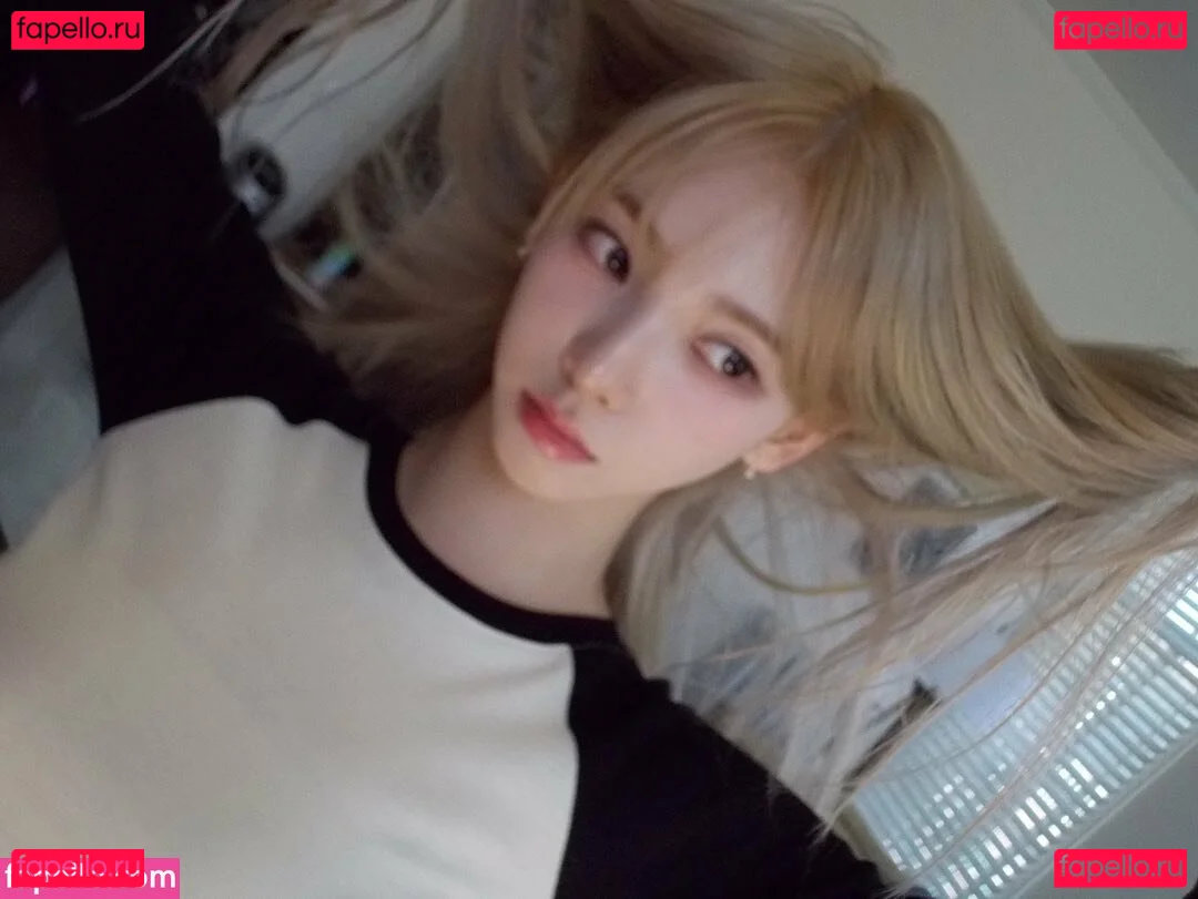 katarinabluu Onlyfans Photo Gallery 