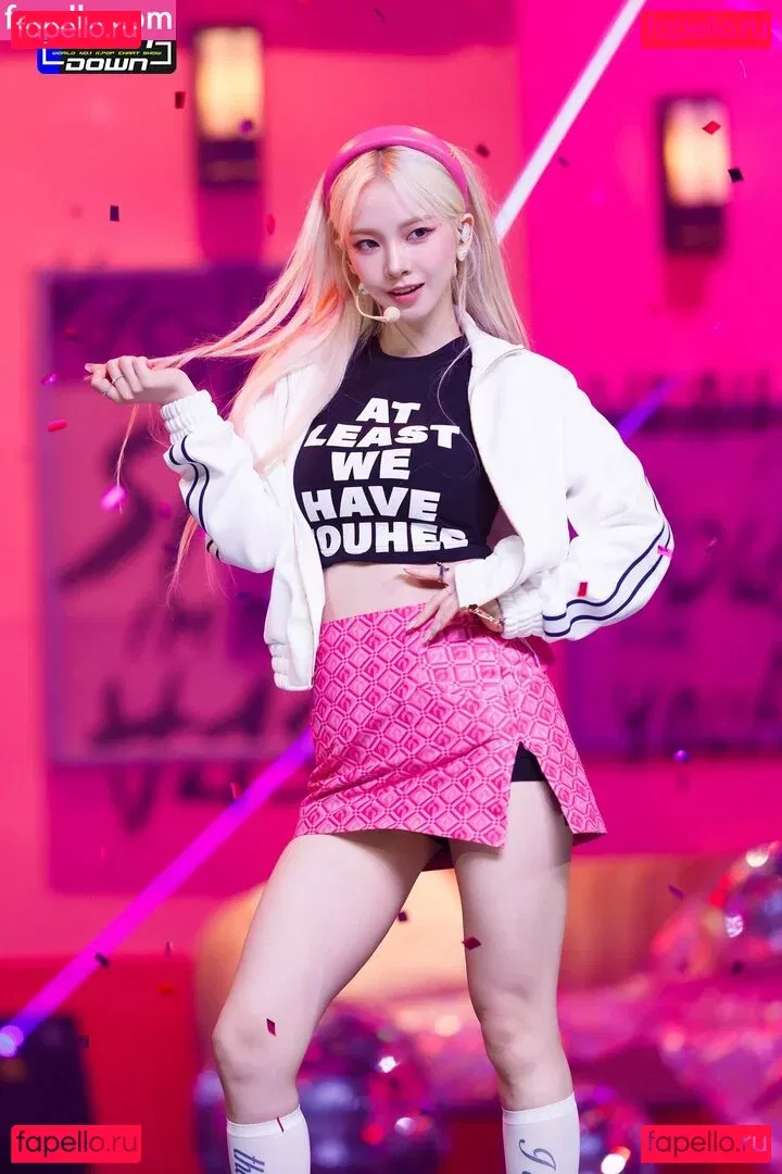 katarinabluu Onlyfans Photo Gallery 