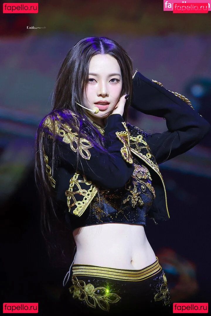 katarinabluu Onlyfans Photo Gallery 