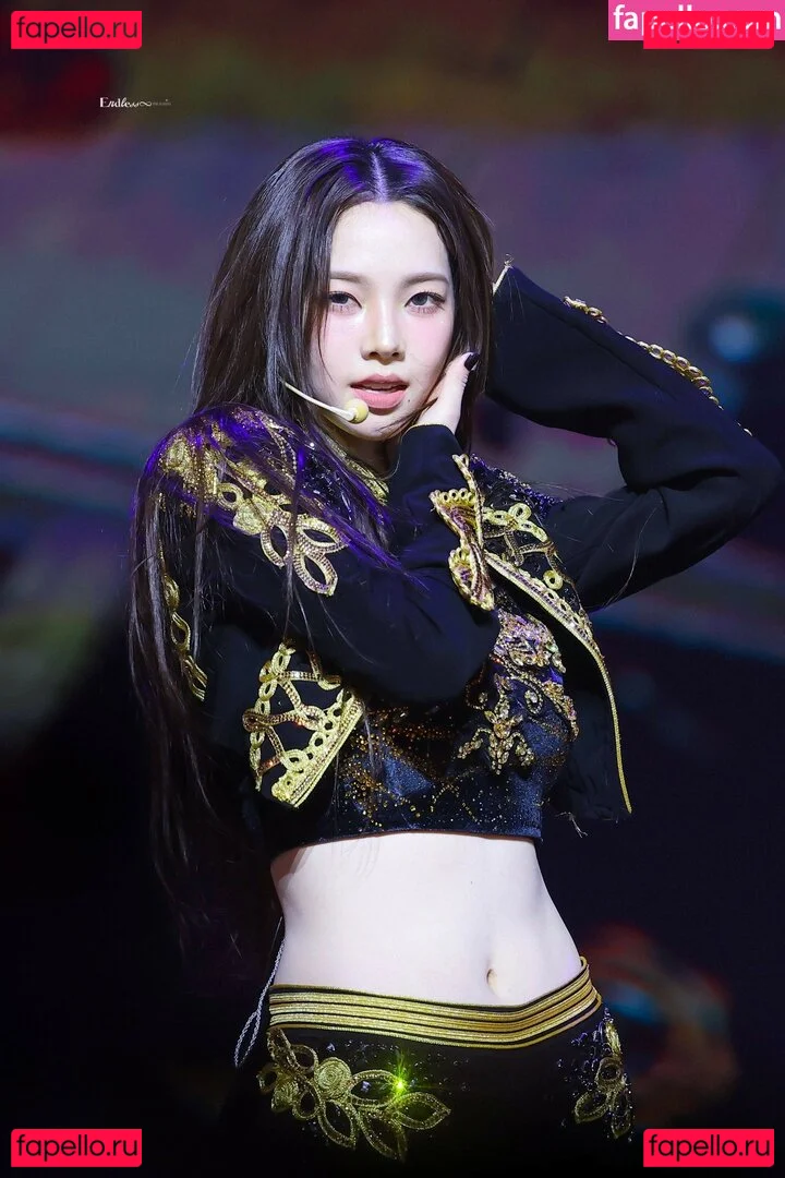 katarinabluu Onlyfans Photo Gallery 