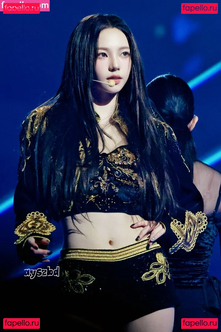 katarinabluu Onlyfans Photo Gallery 