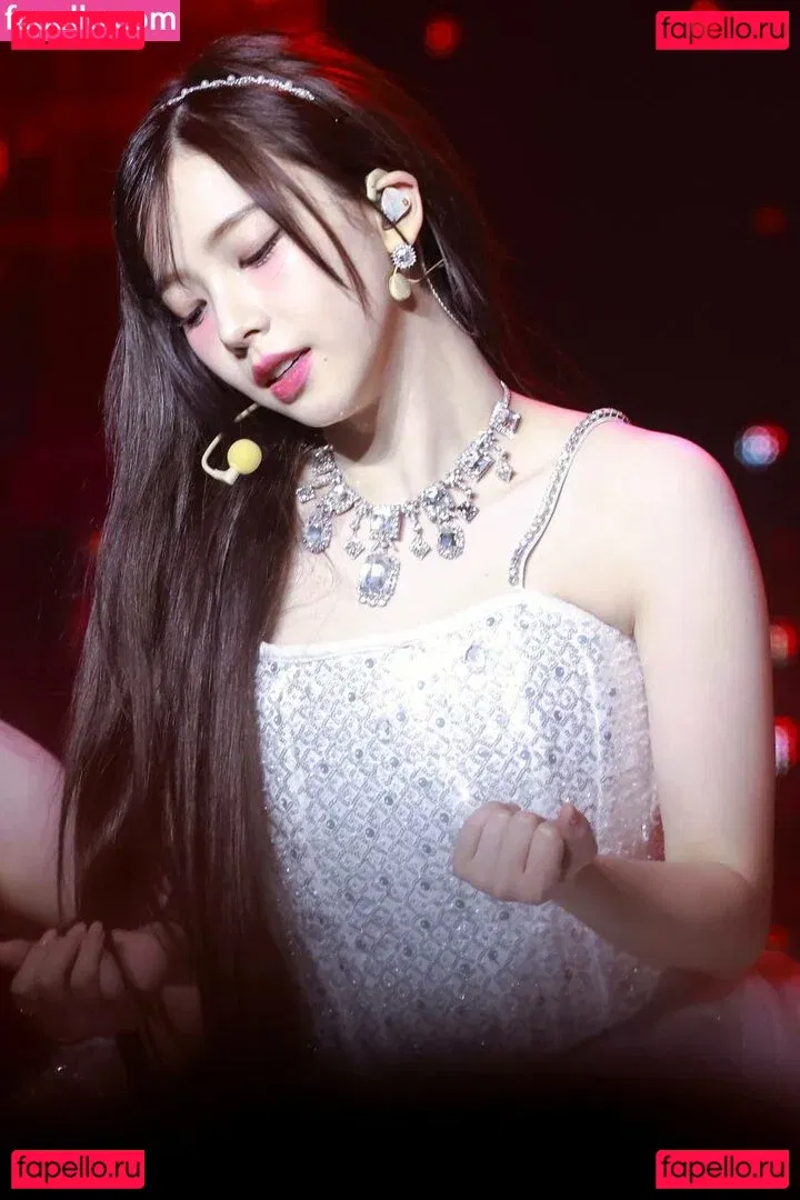 katarinabluu Onlyfans Photo Gallery 