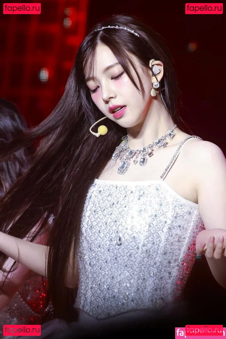 katarinabluu Onlyfans Photo Gallery 