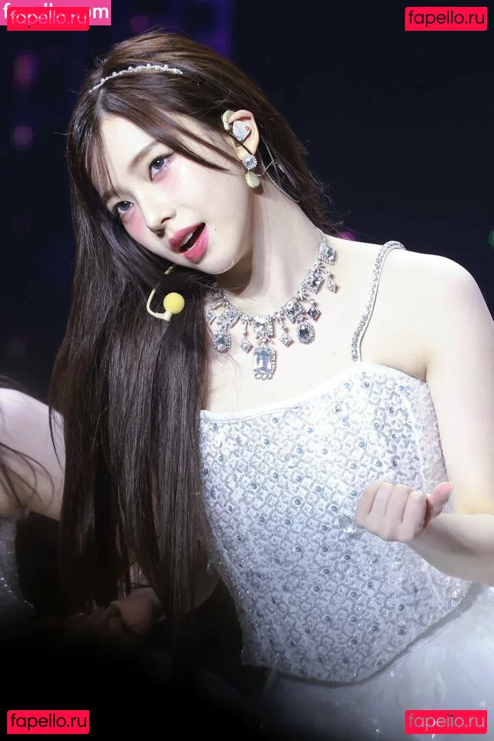 katarinabluu Onlyfans Photo Gallery 