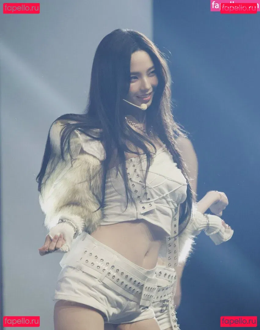 katarinabluu Onlyfans Photo Gallery 