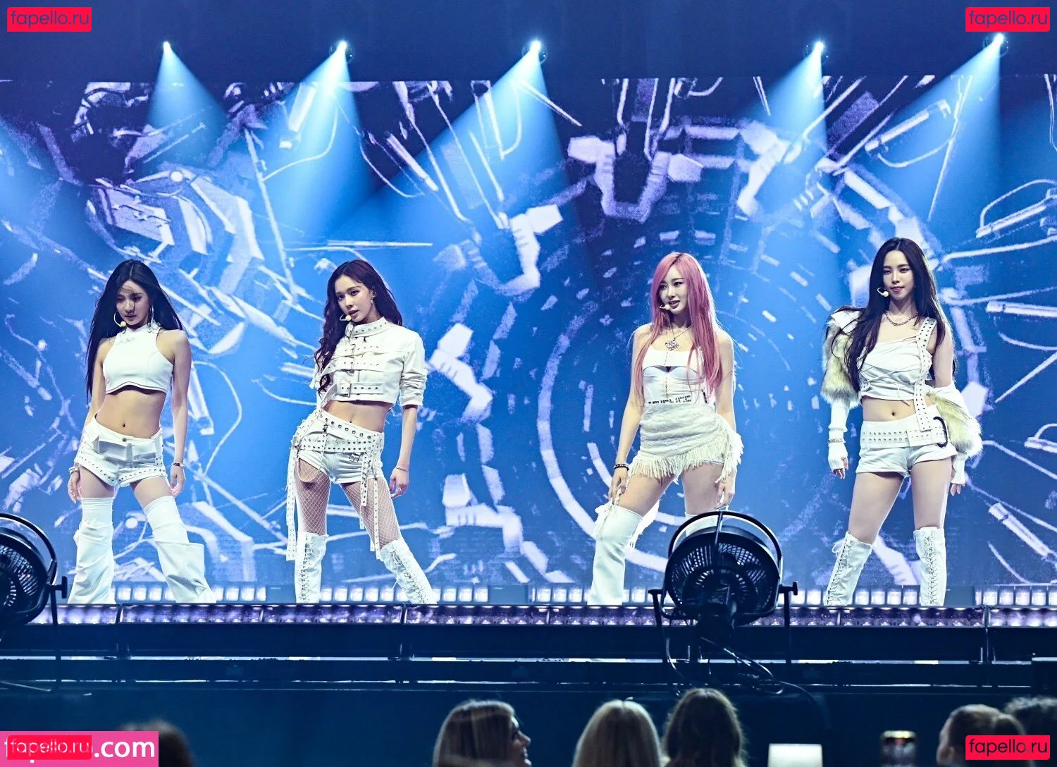 katarinabluu Onlyfans Photo Gallery 