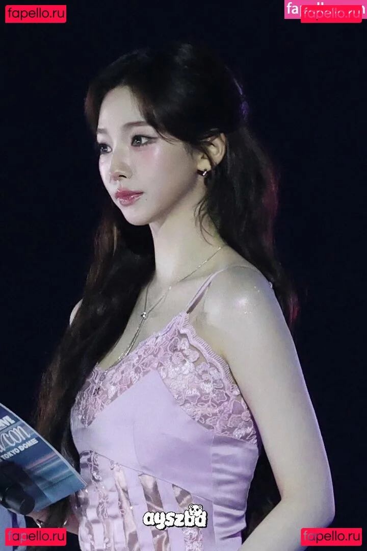 katarinabluu Onlyfans Photo Gallery 