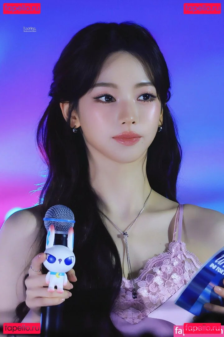 katarinabluu Onlyfans Photo Gallery 