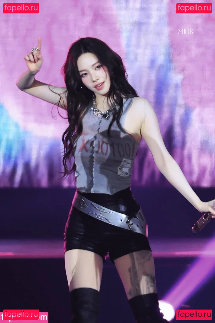 katarinabluu Onlyfans Photo Gallery 