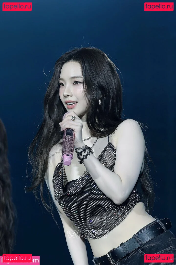 katarinabluu Onlyfans Photo Gallery 