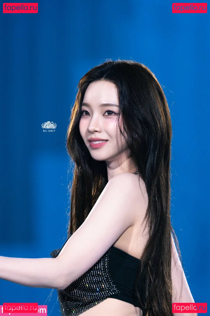 katarinabluu Onlyfans Photo Gallery 