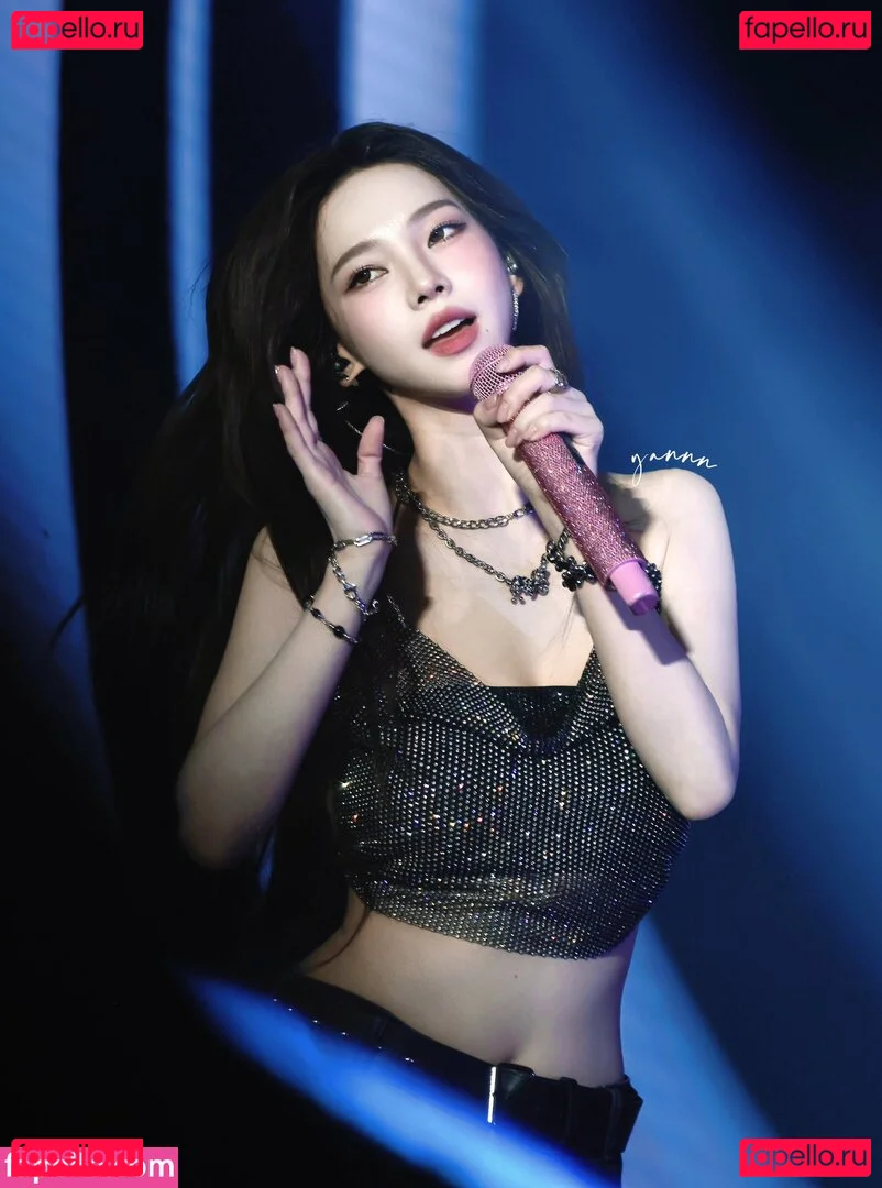 katarinabluu Onlyfans Photo Gallery 