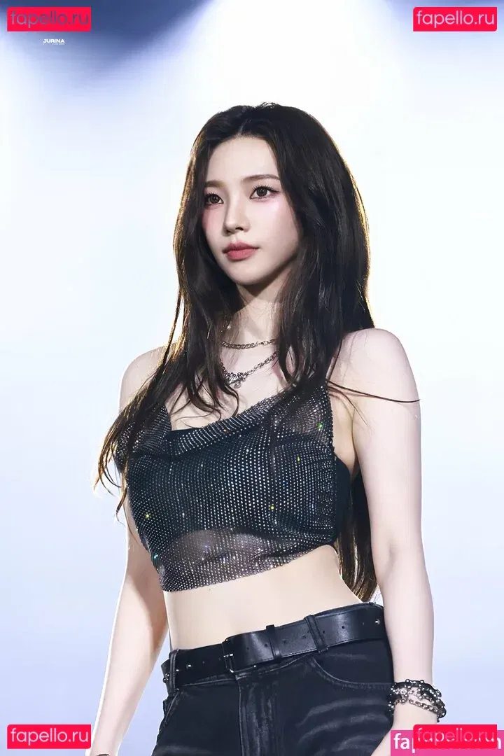 katarinabluu Onlyfans Photo Gallery 