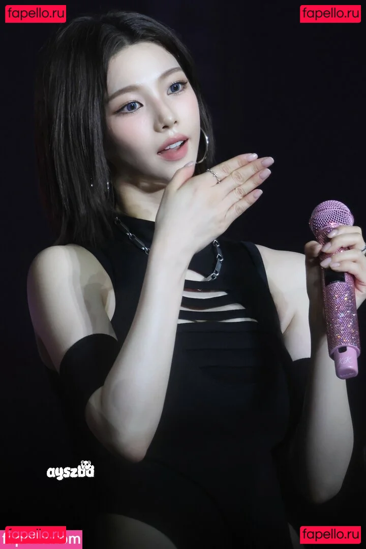 katarinabluu Onlyfans Photo Gallery 