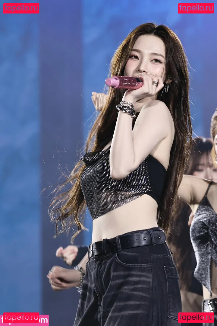 katarinabluu Onlyfans Photo Gallery 