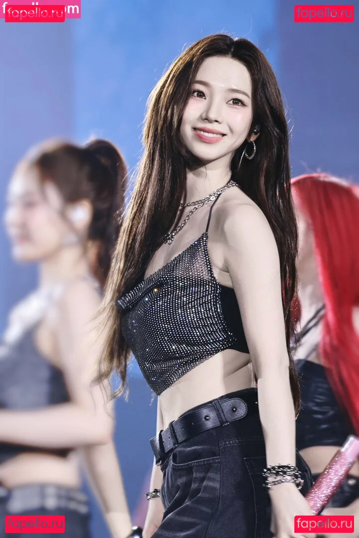 katarinabluu Onlyfans Photo Gallery 