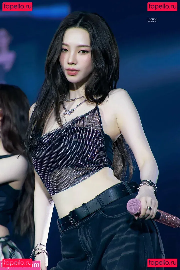 katarinabluu Onlyfans Photo Gallery 