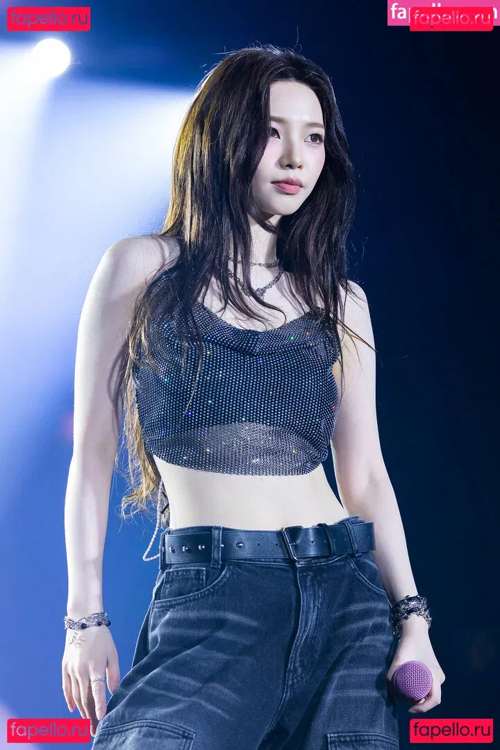 katarinabluu Onlyfans Photo Gallery 