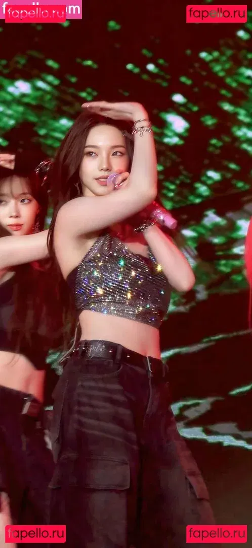 katarinabluu Onlyfans Photo Gallery 