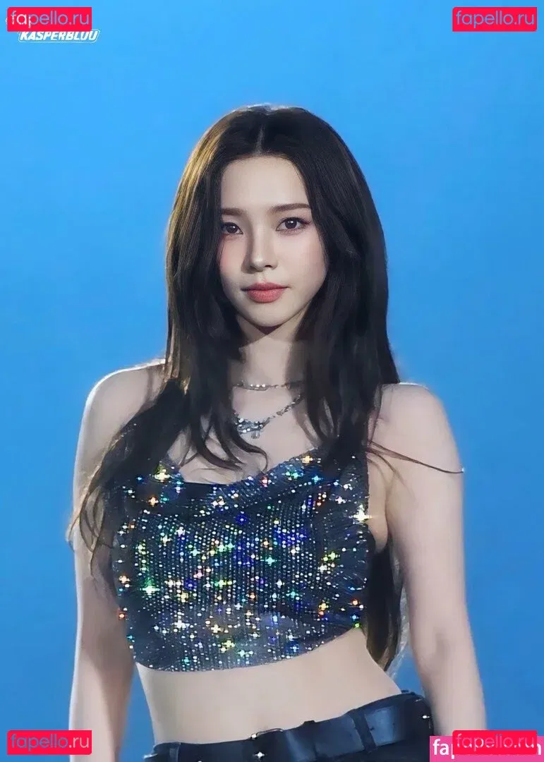 katarinabluu Onlyfans Photo Gallery 