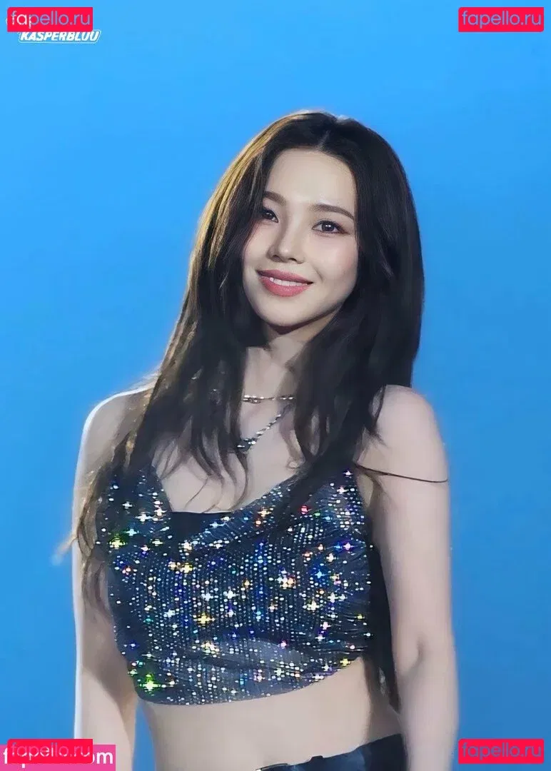 katarinabluu Onlyfans Photo Gallery 